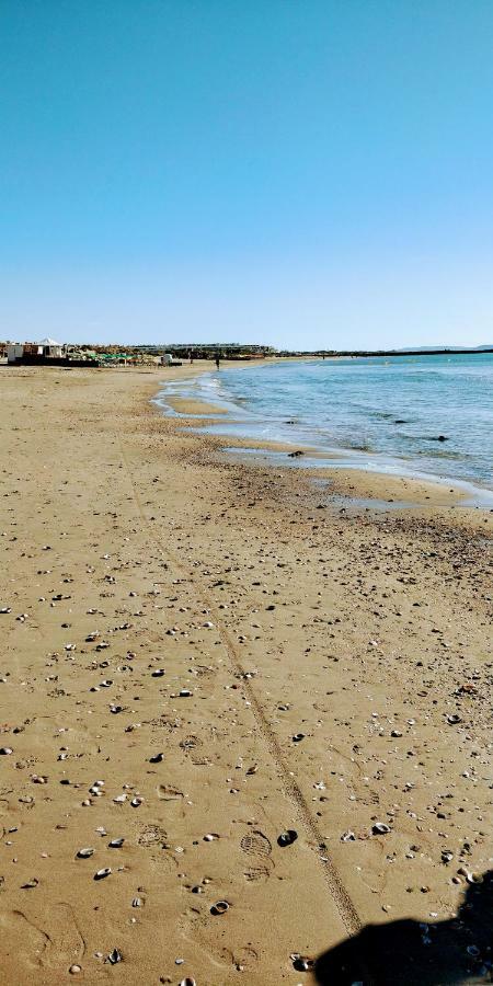 Residence Le Neptuna T2 Direct Plage Wifi Clim Агде Екстериор снимка